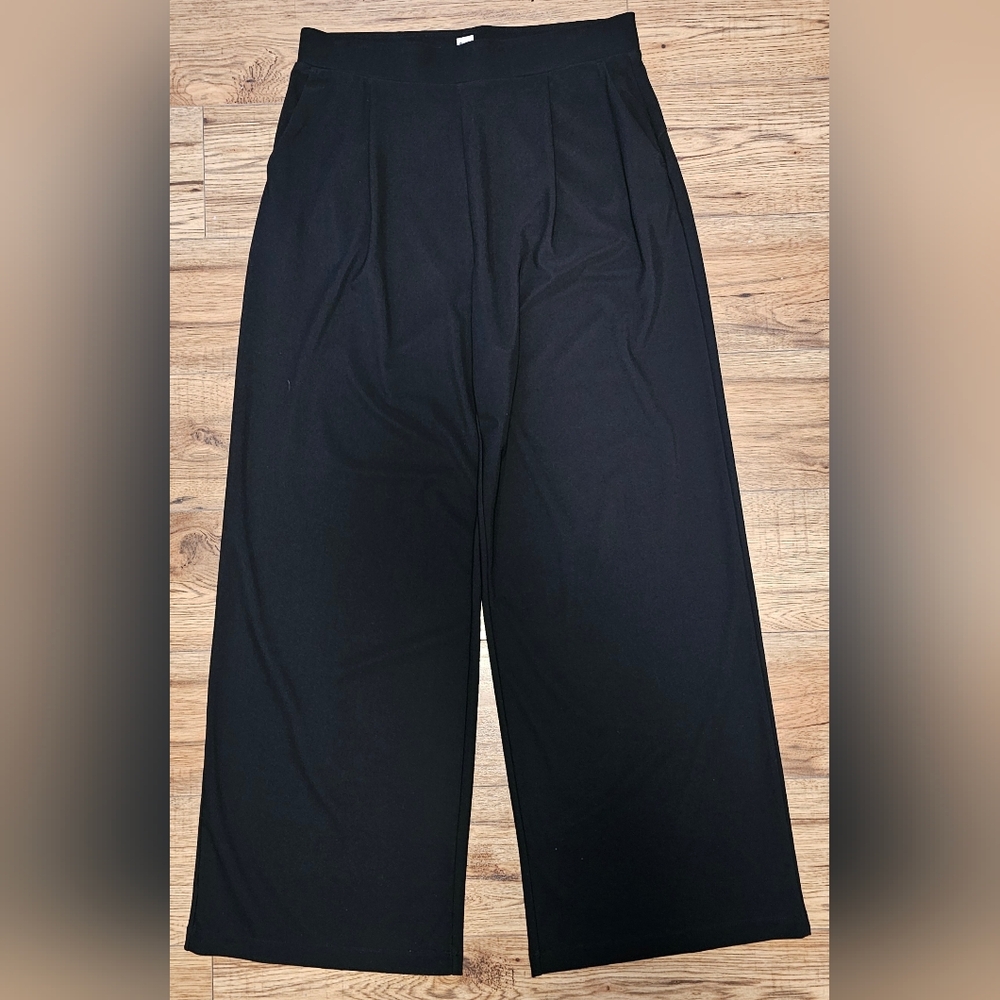 Halara Black Wide-Leg Pants